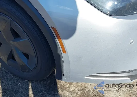 2025 Toyota Prius Le z USA, uszkodzony, nr VIN JTDACAAU5S3062501